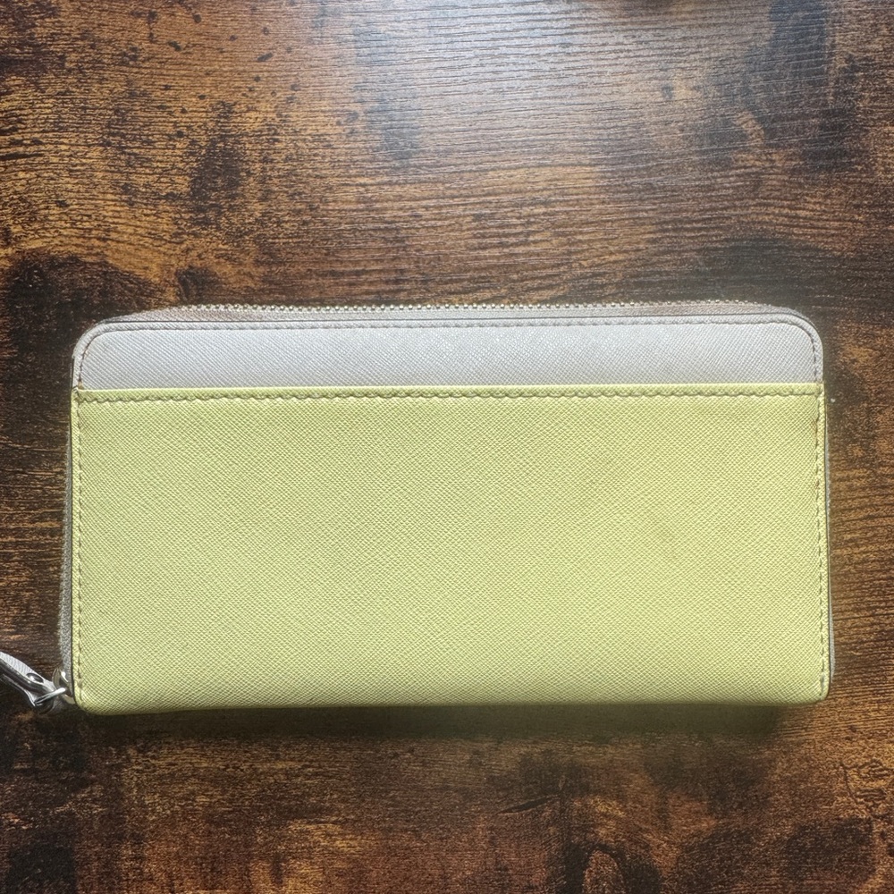 Kate Spade Wallet - Picture 3 of 12